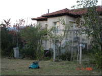 Двуетажна къща до Пловдив